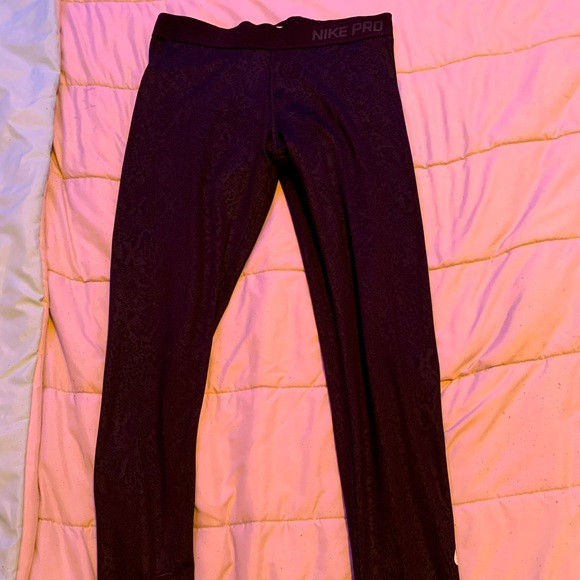 Nike Pro Leggings - Picture 1 of 6